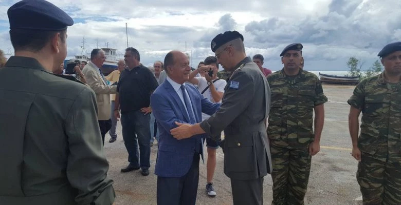 Υμνοι προς τον Στρατό για τη στρατιωτική γέφυρα που …έλυσε το κυκλοφοριακό στη Ζάκυνθο!